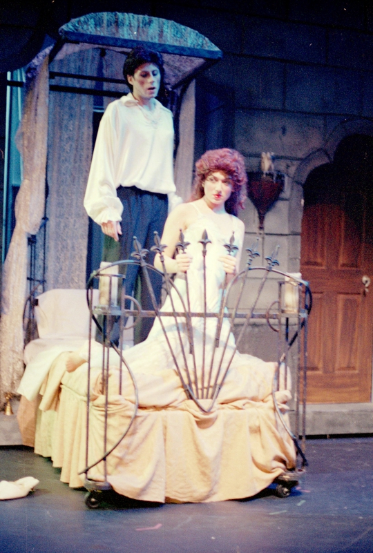 Dracula - October 2003 - Fullerton College Music Department